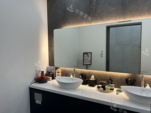 韩国清潭eclatde皮肤科化妆间 韩国清潭eclatde皮肤科化妆间