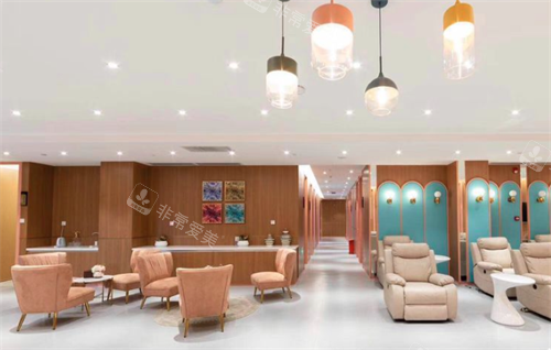 深圳艺星医疗美容医院休息区