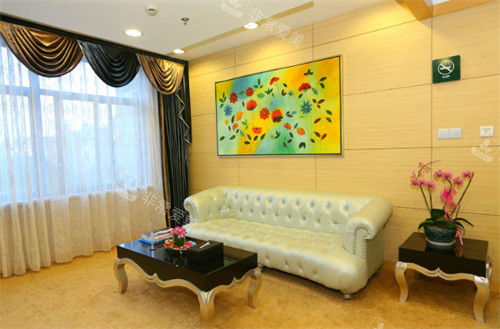 上海华美医疗美容医院4