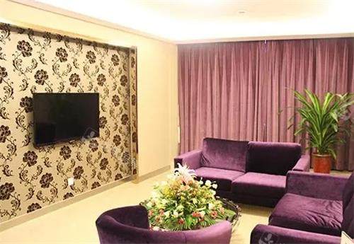 泉州欧菲医疗美容门诊休息室