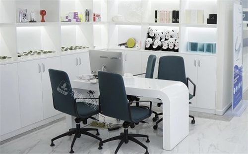 昆明竹子口腔诊室一角