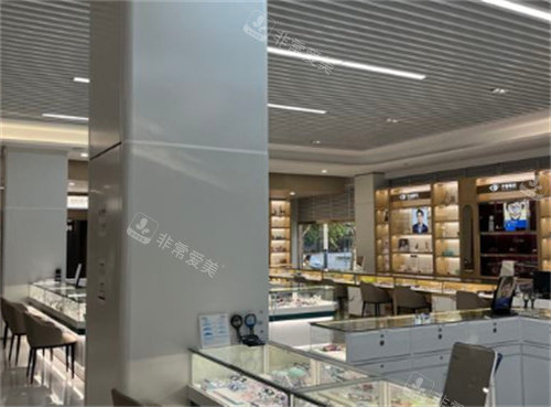 昆明华厦眼科验光配镜区