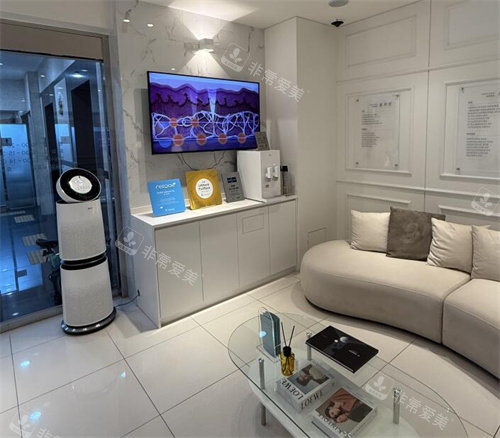韩国鹿美人皮肤科大厅环境 韩国鹿美人皮肤科大厅环境