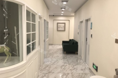 北京悦秀医疗美容医院走廊