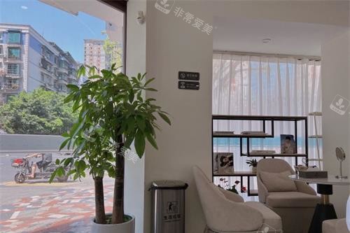 成都江油萊美爾醫(yī)療美容門診部大廳