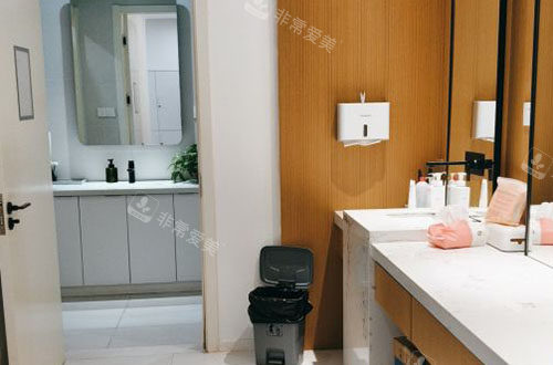 大连维恩柏颜医疗美容洗漱室