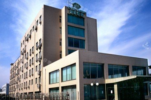 沈阳何氏眼科医院外景