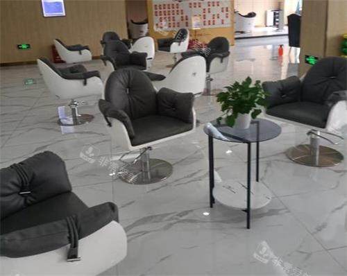 钦州华美整形医院休息区