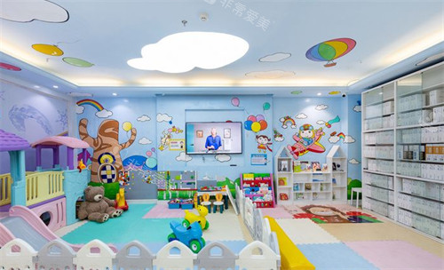 云南昆明柏德口腔同德店儿牙区环境图