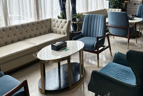 赣州薇琳医疗美容大厅休息区