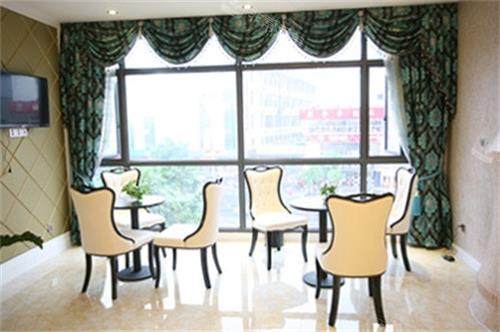 江西赣州俪人医疗美容接待室