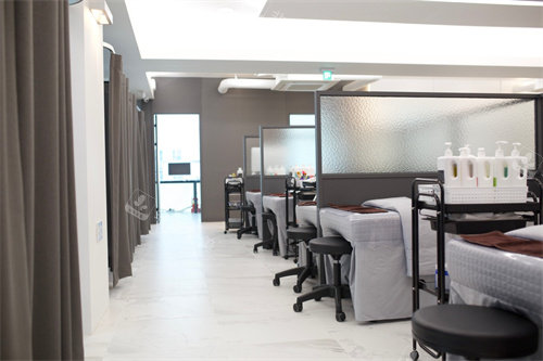 韩国ShineBeam皮肤科治疗区