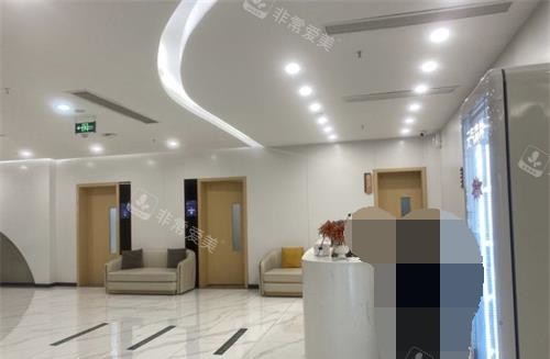 成都军大整形医院 大厅
