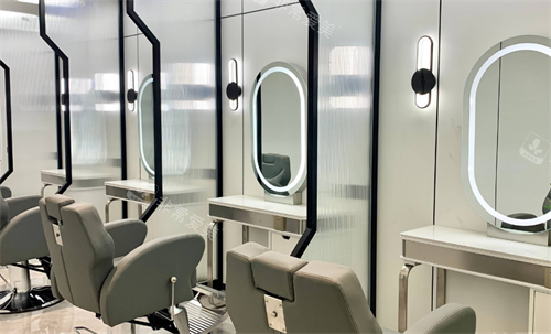 东莞青逸植发室内图