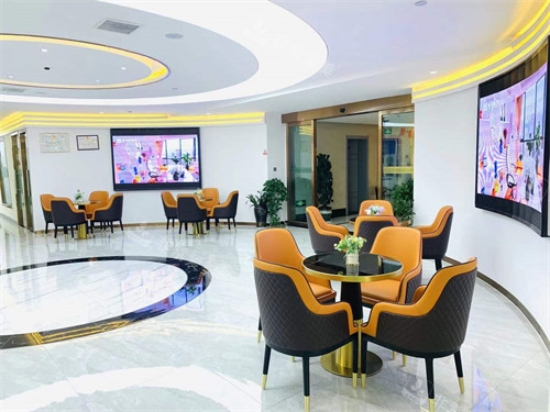 昆明丽美丽莎医疗美容门诊部休息大厅
