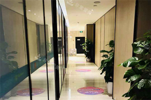 重庆晶肤医疗美容走廊环境