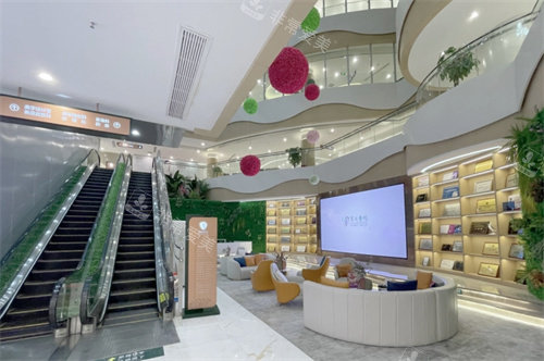 成都军大整形外科医院环境