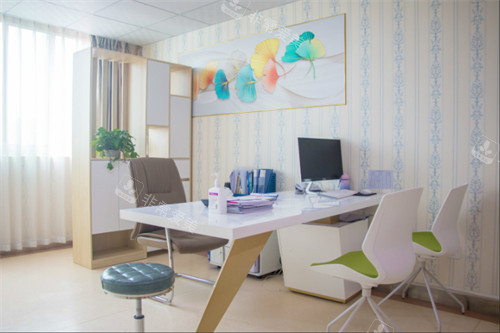 成都棕南医院(私密整形中心)商谈室