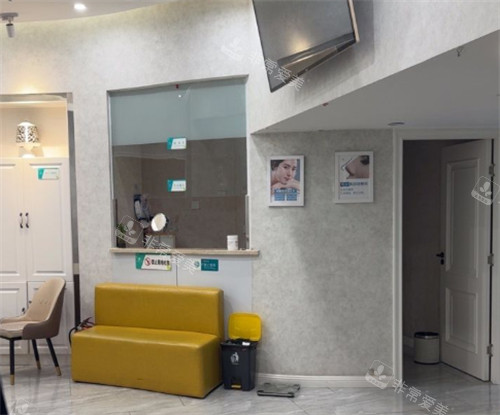 太原李医生阳光城医疗美容化验区