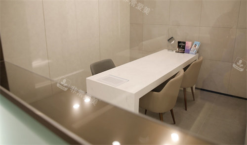 韩国DREAM FACE整形面诊室