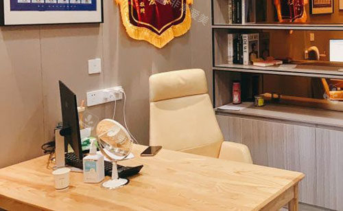 东莞科生植发商谈室