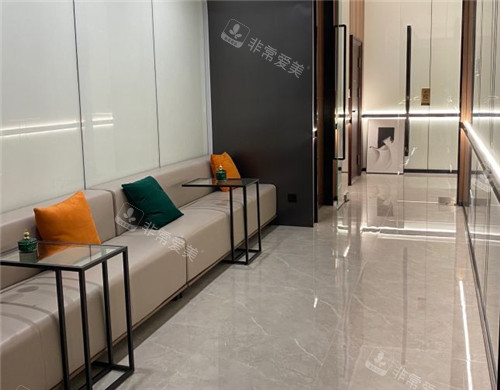 上海优嘉美整形医院等待区