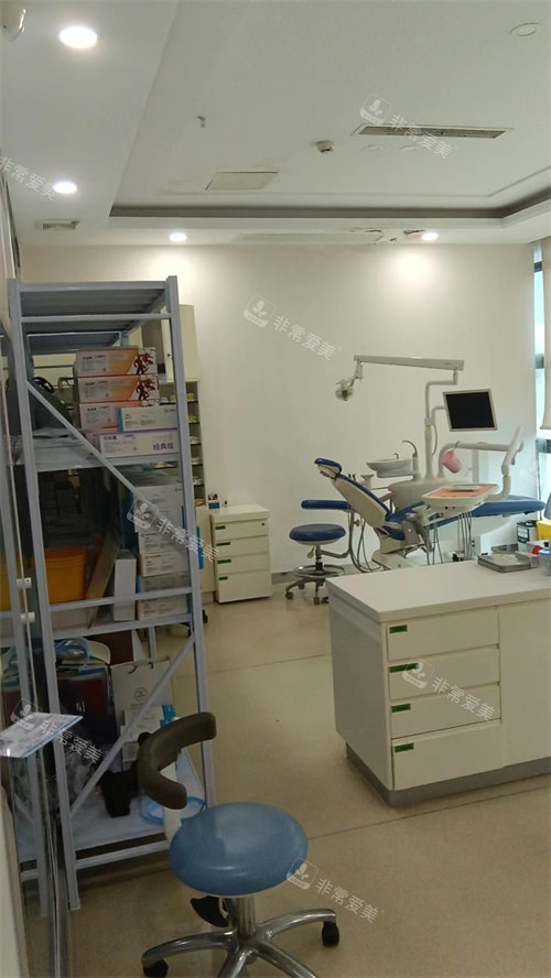 长沙柏瑞口腔医院雨花亭门诊部 (3)