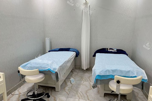 北京英煌医疗美容皮肤护理室