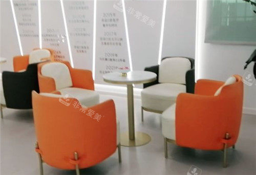 贵阳利美康整形等待区 贵阳利美康整形等待区