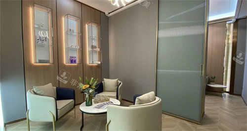 秦皇岛纪辉整形休息