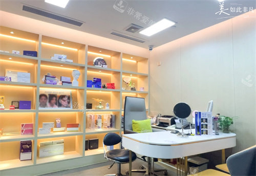 深圳非凡整形医院的诊室