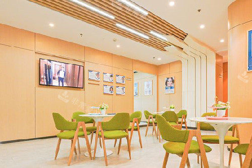 武汉达尔文口腔候诊区