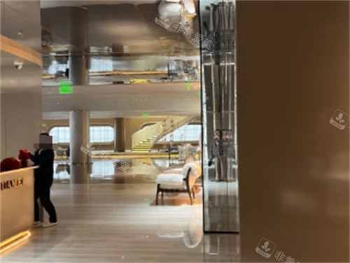 西安画美整形侧厅一角 西安画美整形侧厅一角