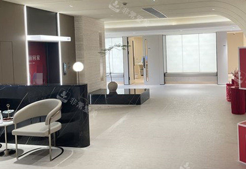 广州艺星整形大厅等待区环境