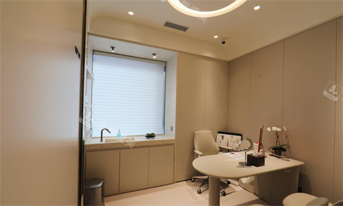 广州艺星整形面诊室环境
