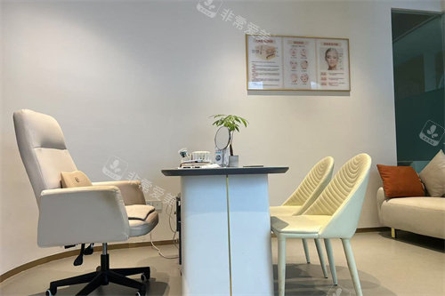 重庆开州千黛医疗美容商谈区