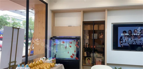 佛山顺德鲁班口腔大厅一角环境