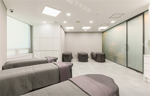 韓國(guó)麗延長(zhǎng)皮膚科皮膚護(hù)理間