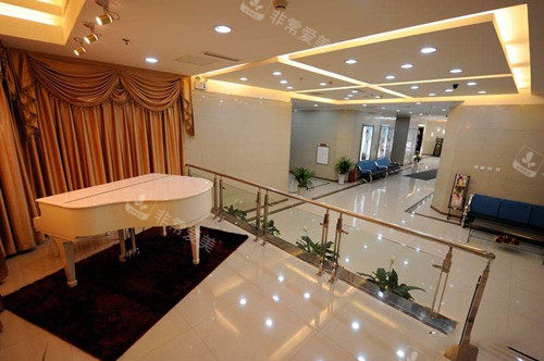 長春中妍整形美容醫(yī)院大廳環(huán)境示意圖 長春中妍整形美容醫(yī)院大廳環(huán)境示意圖