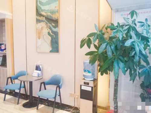 武汉绿尚口腔（朗诗里城店）等候区