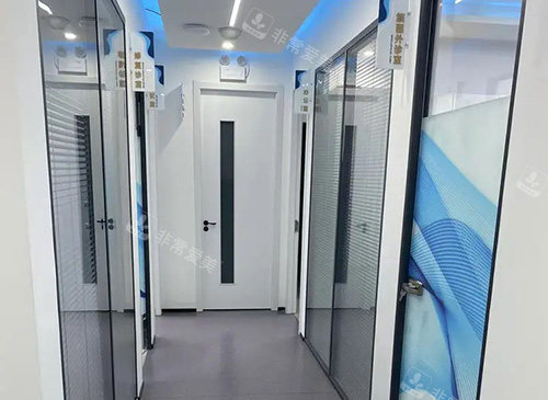 保定优戈正立口腔过道