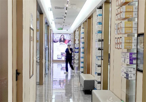 南宁同步口腔医院走廊