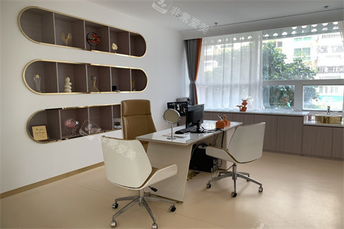 梅州半岛整形面诊室