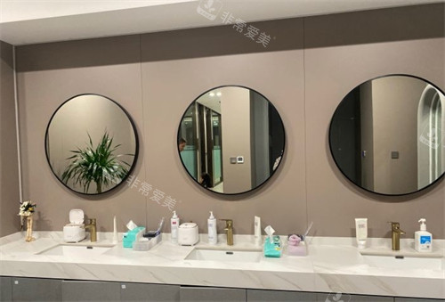 成都博漫梧桐医疗美容正规吗?成都博漫梧桐整形怎么样?成都梧桐博雅为何那么贵? 