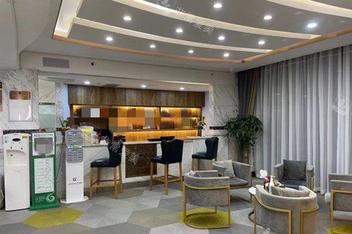 上海华美整形内部休息等待区环境