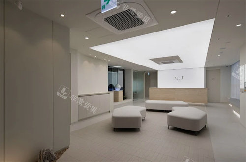 韩国ALL UP皮肤科的大厅 韩国ALL UP皮肤科的大厅