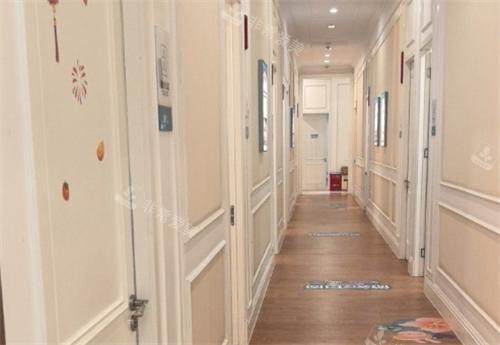 重庆万州华美紫馨整形走廊图