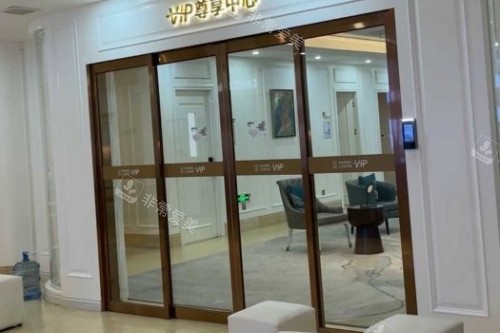 西安画美医疗美容医院怎么样有谁去过？正规专科资质+眼鼻胸/抗衰项目，医生技术在线+无隐性消费