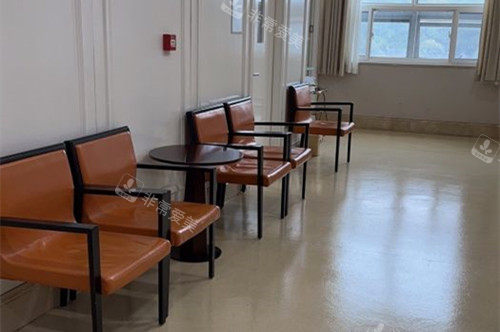 西安画美整形休息等候区环境