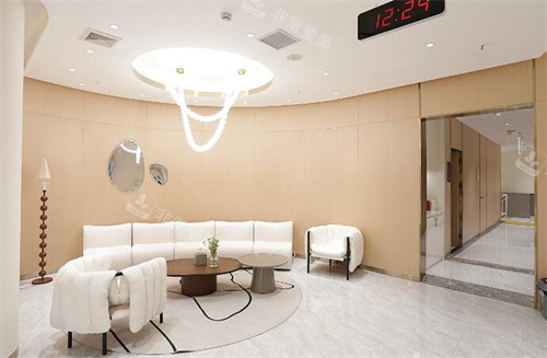 江门爱汇星医疗美容等候区